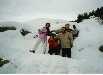 Une partie de la troupe dans la neige (Florence, Nathalie, Pablo et Fred)