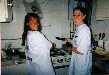 Cécile et Sandrine en plein préparatifs