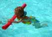 Léonard ose se lancer seul (piscine d'Annot)